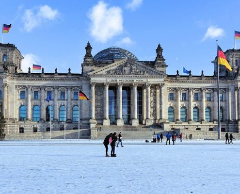 Wirtschaft treibt die künftige Deutsche Bundesregierung in Sachen Klimapolitik vor sich her | Büro Hitschfeld