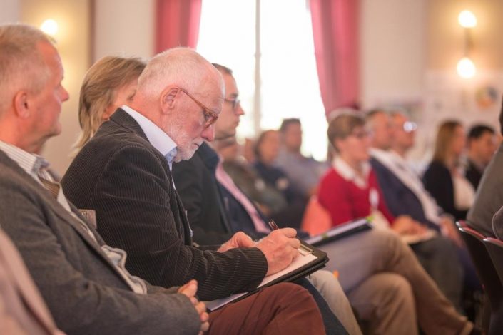 Hitschfeld verabredet in Altenburg: Innovationskonzept „open Osterland“ in Altenburg vorgestellt/Foto: ABGedreht productions/HTWK Leipzig Hitschfeld verabredet in Altenburg: Innovationskonzept "open Osterland" in Altenburg vorgestellt/Foto: ABGedreht productions/HTWK Leipzig