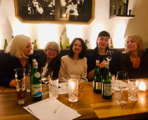 Vorbereitungen für das Benefizessen von Büro Hitschfeld und Restaurant Münsters für die Stiftung Hospiz Villa Auguste Vorbereitungen laufen auf Hochtouren.